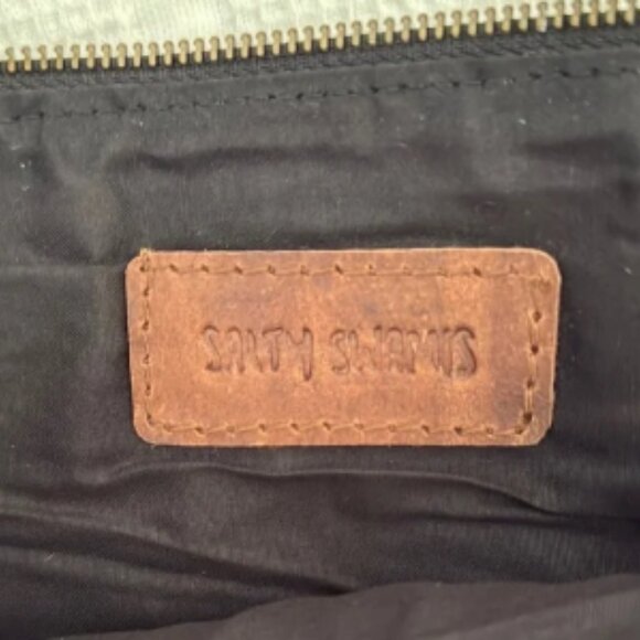 Geometric Patterned Clutch Bag - Picture 2 of 4